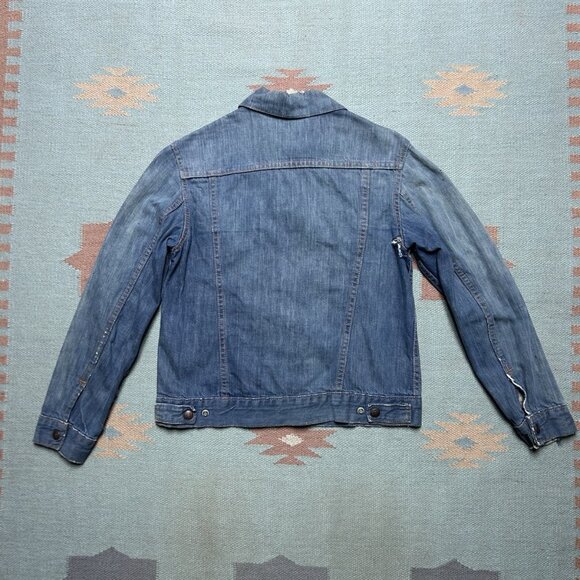 Vintage 70s Levi’s for gals denim trucker jacket big E distressed women S/M - Picture 2 of 16